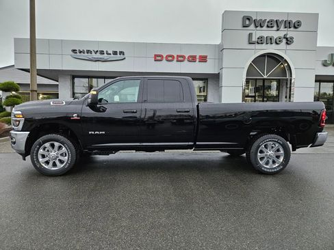 New 2026 RAM 2500 Big Horn AWD/4WD image 2