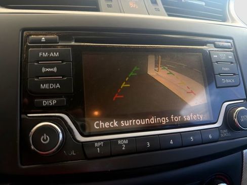 Used 2015 Nissan Sentra SR FWD image 31