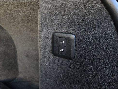 Used 2022 Land Rover Range Rover Sport HSE Silver Edition image 36