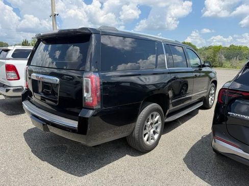 Used 2019 GMC Yukon XL Denali RWD image 8