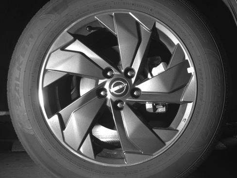 Used 2025 Nissan Rogue SV FWD image 13