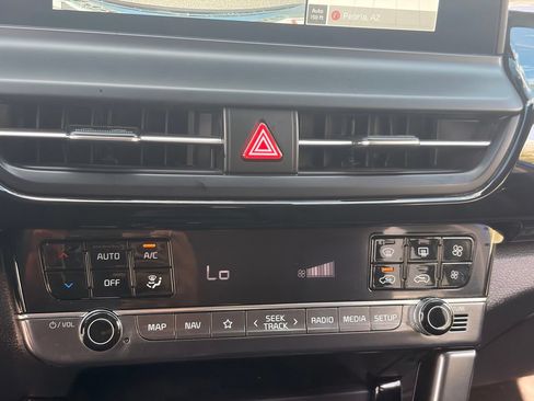 Used 2025 Kia Seltos S FWD image 25