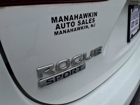 Used 2021 Nissan Rogue Sport S image 17