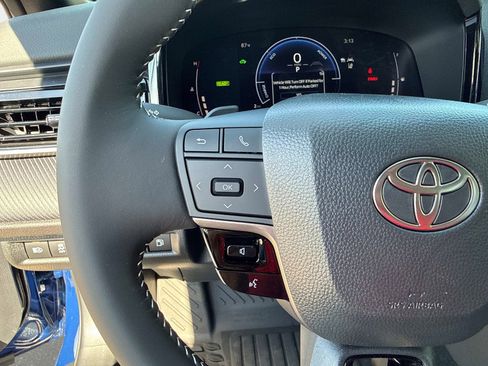 New 2026 Toyota Camry SE FWD image 24