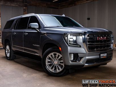 Used 2021 GMC Yukon XL SLT w/ SLT Luxury Package