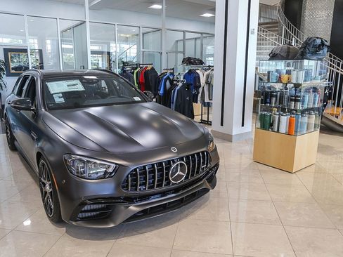 Certified 2025 Mercedes-Benz GLE 53 AMG 4MATIC Coupe image 35