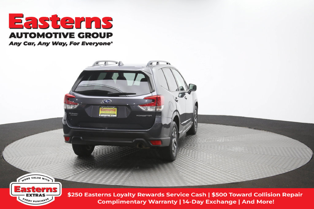 Used 2022 Subaru Forester Premium AWD/4WD image 43
