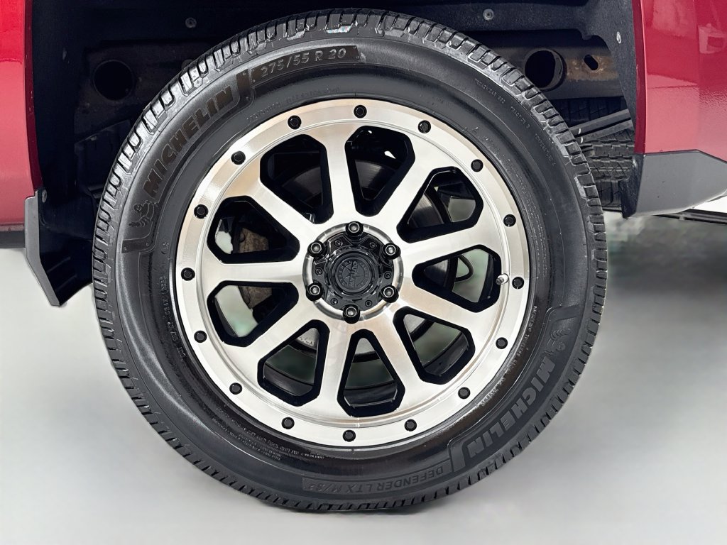 Used 2018 Chevrolet Silverado 1500 LT w/ Texas Edition RWD image 10