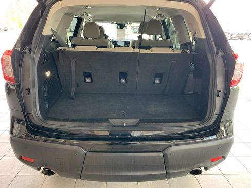 Certified 2025 Subaru Ascent Premium AWD/4WD image 17