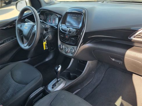 Used 2021 Chevrolet Spark LT image 22