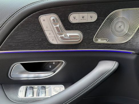 New 2026 Mercedes-Benz GLS 450 4MATIC image 10