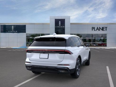 New 2025 Lincoln Nautilus Premier w/ Jet Appearance Package image 8