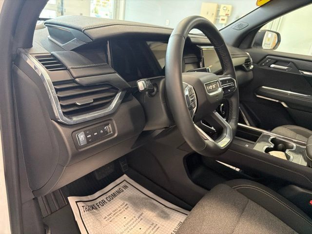 Used 2026 GMC Acadia Elevation w/ LPO, Floor Liner Package AWD/4WD image 23