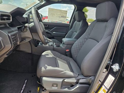New 2026 Toyota Tacoma SR AWD/4WD image 15