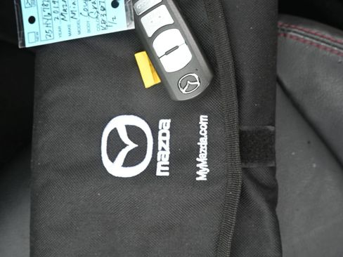 Used 2019 MAZDA MX-5 Miata Grand Touring image 25