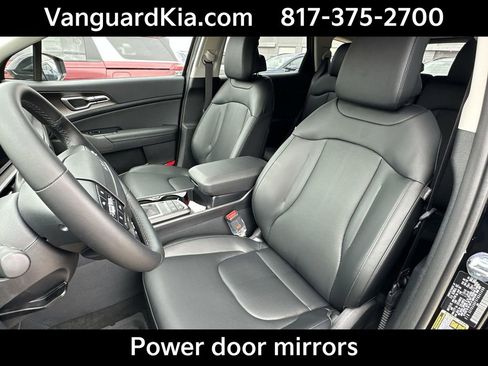 Certified 2026 Kia Sportage EX FWD image 15