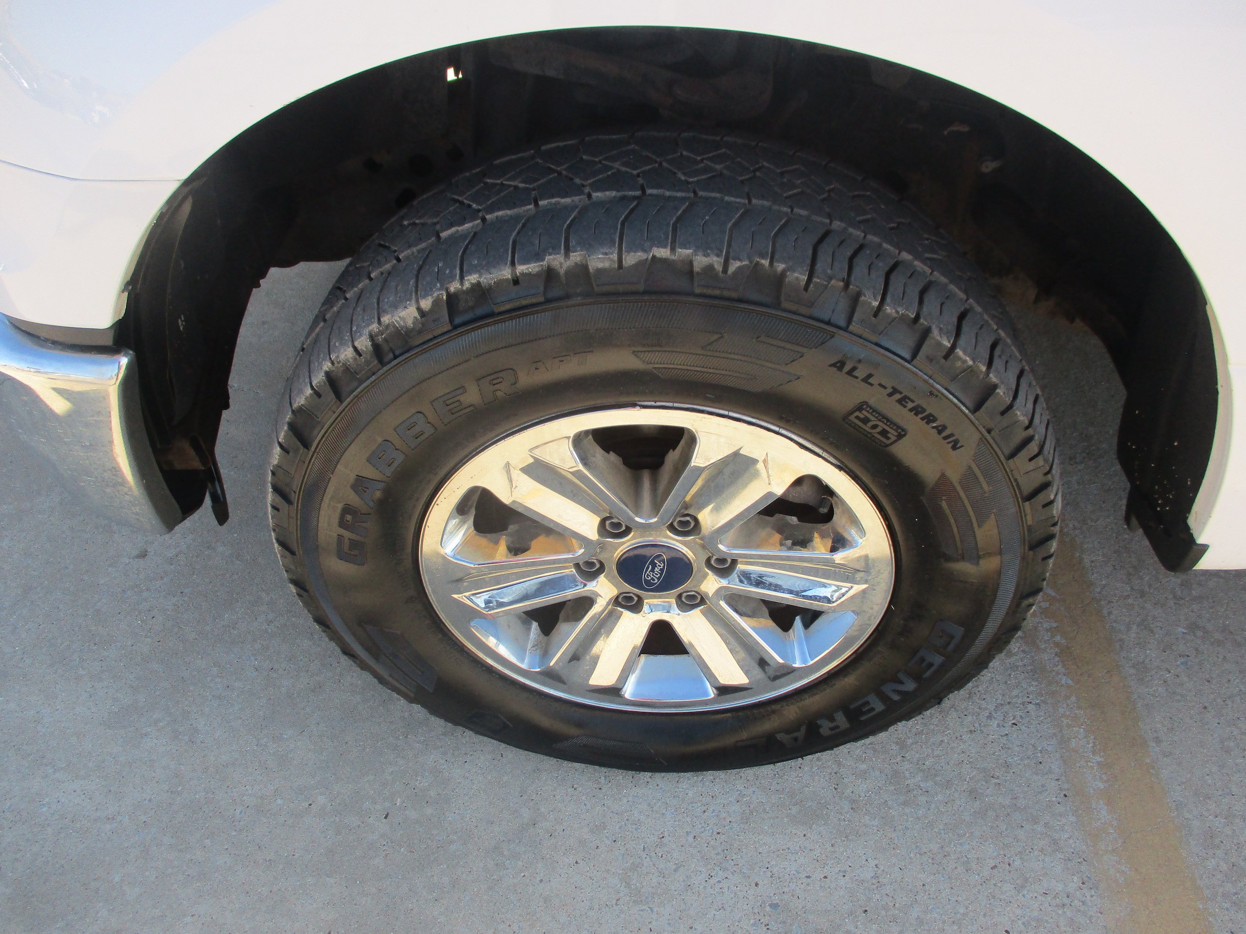 Used 2016 Ford F150 XLT AWD/4WD image 3