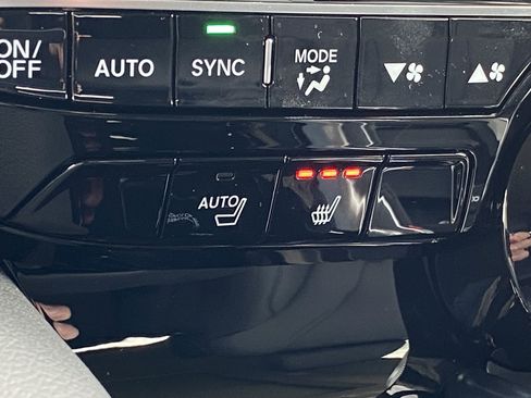 Used 2025 Acura MDX SH-AWD image 20