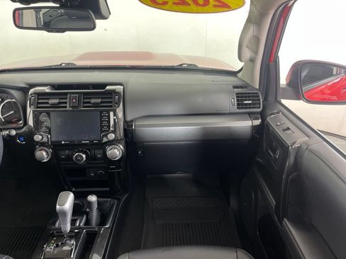 Used 2023 Toyota 4Runner TRD Off-Road Premium w/ Off Road Premium Plus Package AWD/4WD image 22