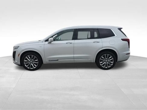 Used 2020 Cadillac XT6 Premium Luxury FWD image 4