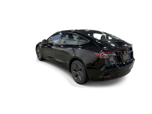 Certified 2023 Tesla Model 3 Standard Range RWD image 4