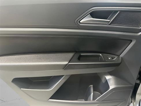 Used 2019 Volkswagen Atlas SE AWD/4WD image 12