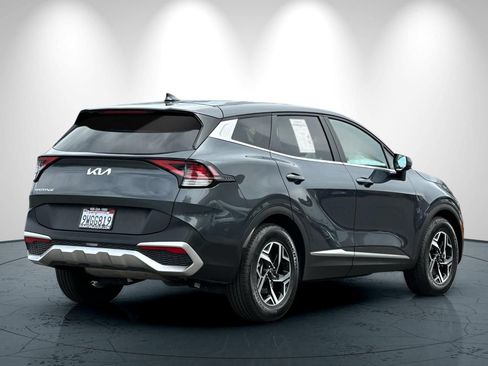 Used 2024 Kia Sportage LX FWD image 4