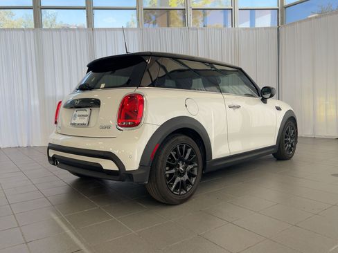 Used 2024 MINI Cooper 2-Door Hardtop image 9