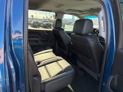 Used 2018 GMC Sierra 1500 SLT w/ SLT Premium Package image 30