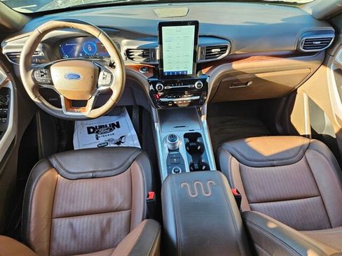 Used 2024 Ford Explorer King Ranch w/ Technology Package image 10