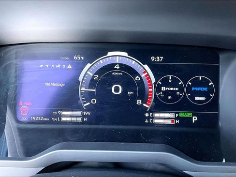 Certified 2024 Toyota Sequoia Capstone image 25