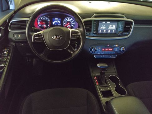 Used 2020 Kia Sorento LX w/ LX I4 Convenience Package FWD image 22