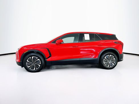 Used 2024 Chevrolet Blazer EV LT AWD/4WD image 4