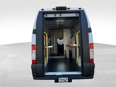 Used 2024 RAM ProMaster 3500 w/ Delivery Van Package FWD image 28