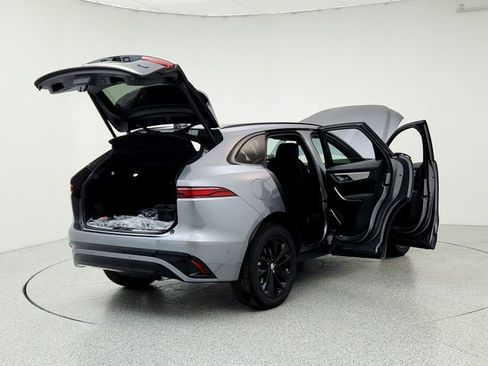 New 2026 Jaguar F-PACE R-Dynamic S image 11