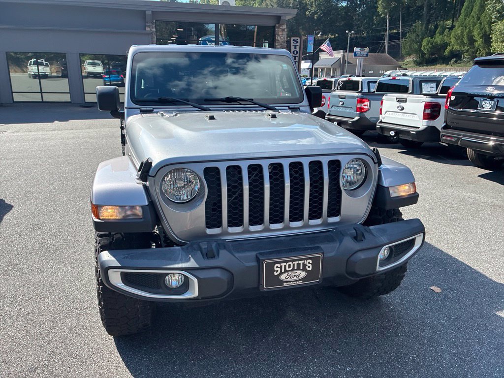 Used 2021 Jeep Gladiator Sport AWD/4WD image 3