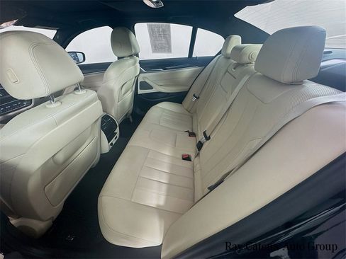 Certified 2023 BMW 530e xDrive w/ Premium Package image 26