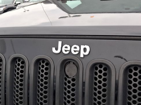 Used 2015 Jeep Wrangler Unlimited Sport w/ Quick Order Package 24S image 30