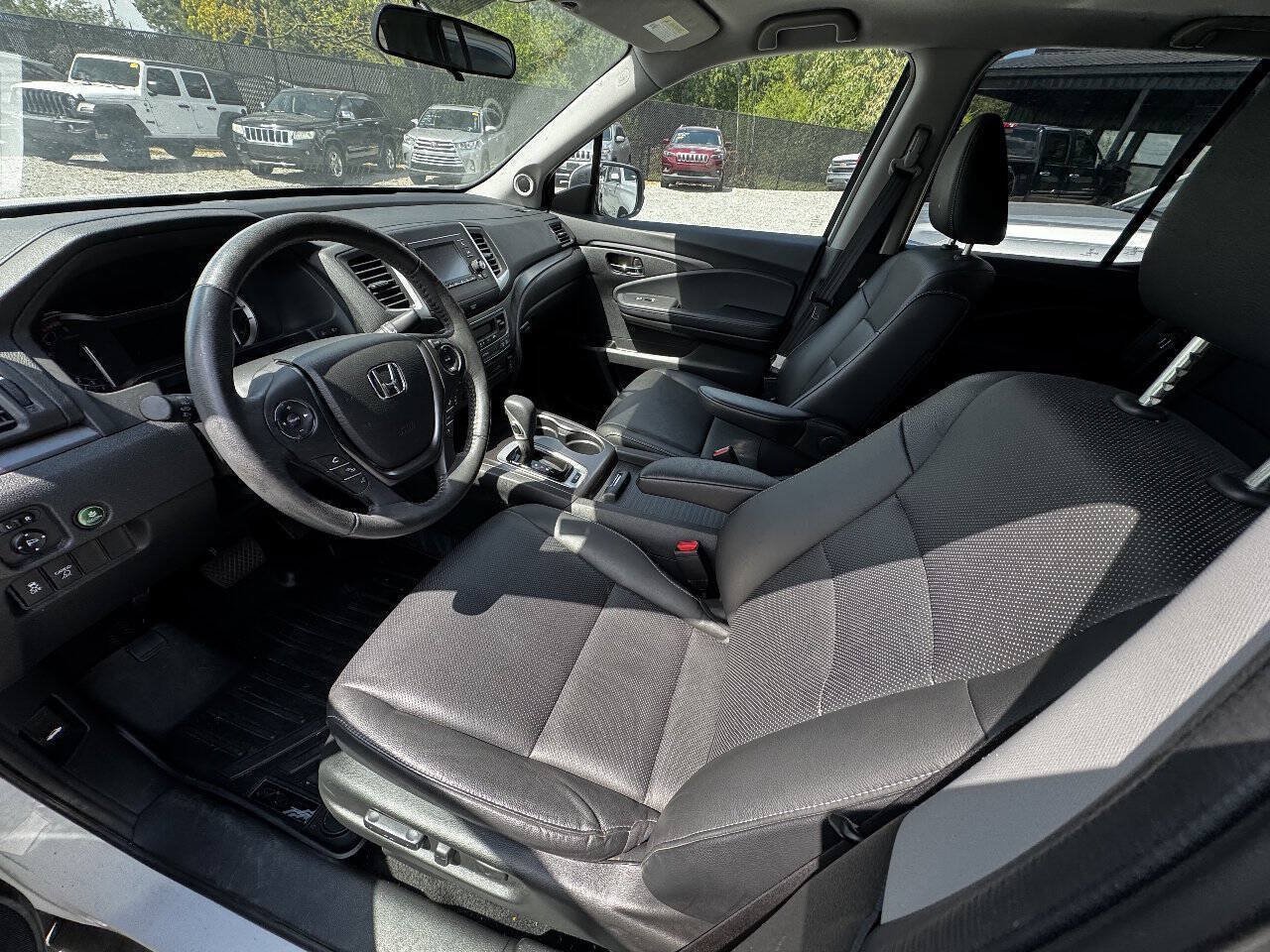 Used 2019 Honda Ridgeline RTL image 11