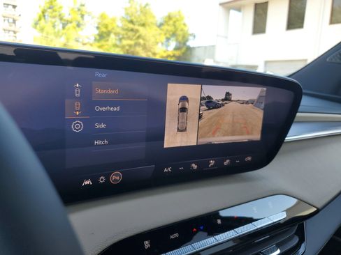 New 2026 Buick Enclave Preferred image 27