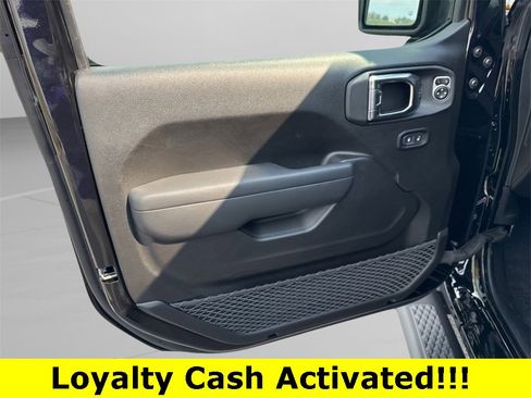 New 2025 Jeep Gladiator Mojave w/ Convenience Group image 21