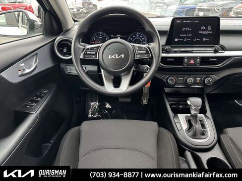 Used 2024 Kia Forte LXS image 3