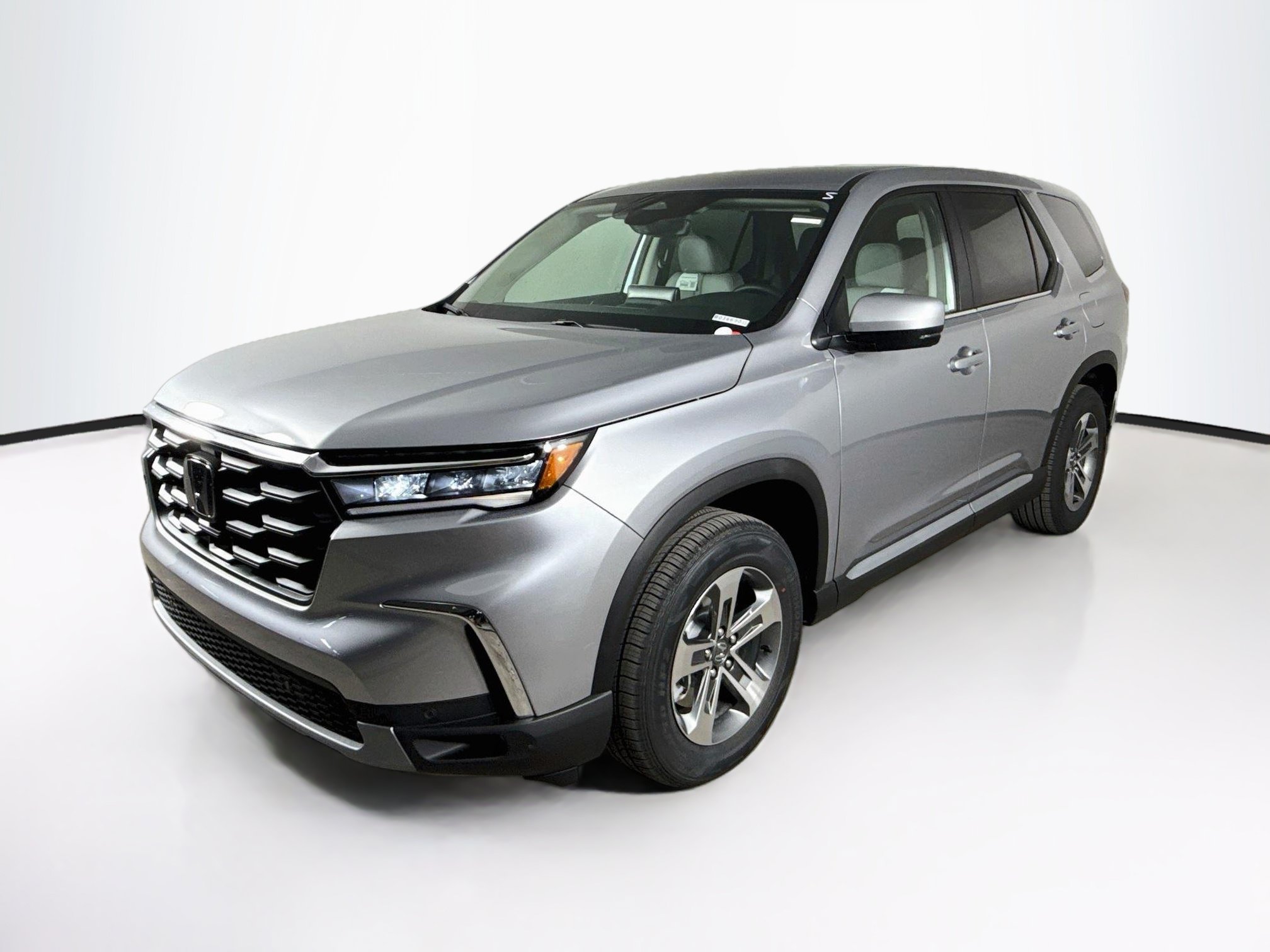 Certified 2025 Honda Pilot EX-L image 4
