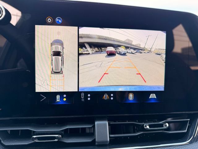 Used 2025 Chevrolet Equinox RS w/ Safety and Technology Package AWD/4WD image 23