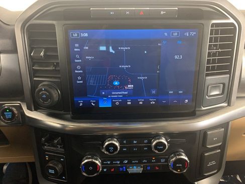 Used 2022 Ford F150 Lariat w/ Equipment Group 502A High image 12