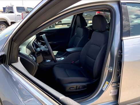 Used 2024 Chevrolet Malibu RS FWD image 8