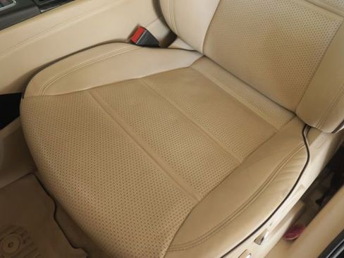 Certified 2022 Cadillac Escalade ESV Premium Luxury image 26