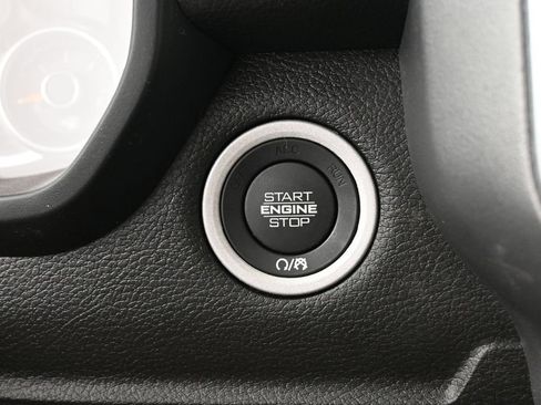 Used 2022 RAM 1500 Big Horn AWD/4WD image 9