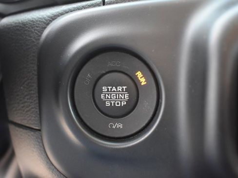 Used 2022 Jeep Wrangler Sport S image 25