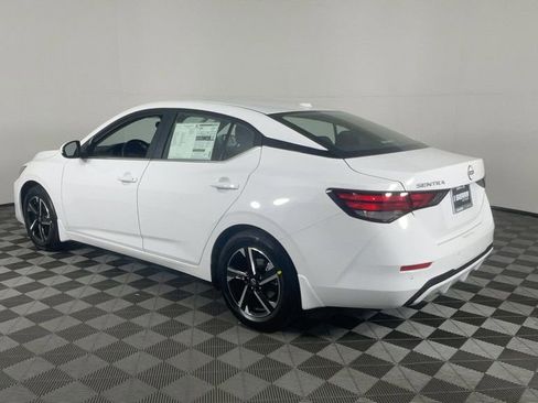New 2025 Nissan Sentra SV image 6